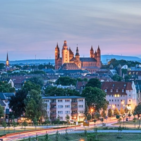 2011 – Die dritte Generation tritt in die Unternehmensführung ein